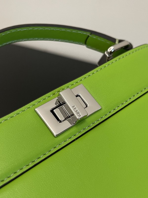 Fendi Peekaboo ISeeU Petite Chartreuse Small Bag For Woman 20cm/8in