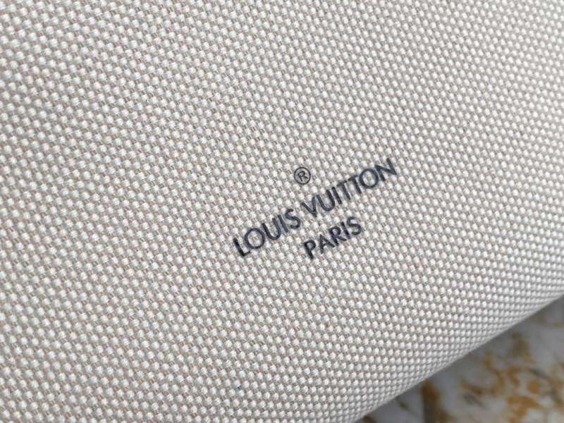 Louis Vuitton On My Side MM Tote Bag Cream For Women 12in/30.5cm