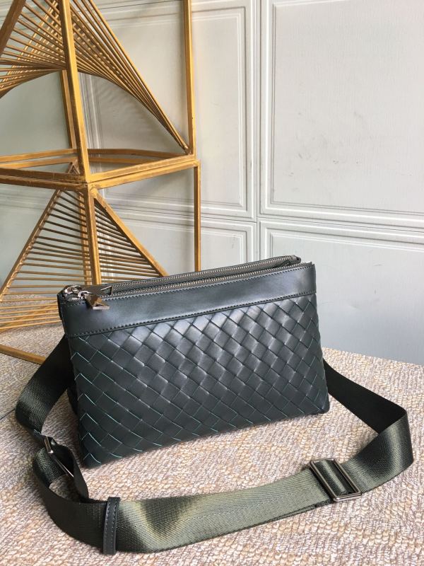 Bottega Veneta Classic Intrecciato Green, For Women, Women’s Bags 10.2in/26cm