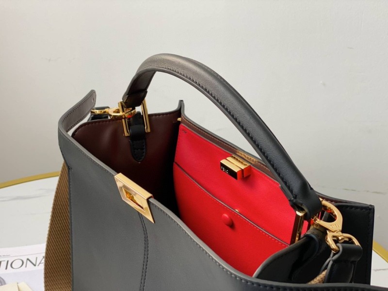 Fendi Peekaboo X-Lite Tote Medium Black Bag For Woman 30cm/12in