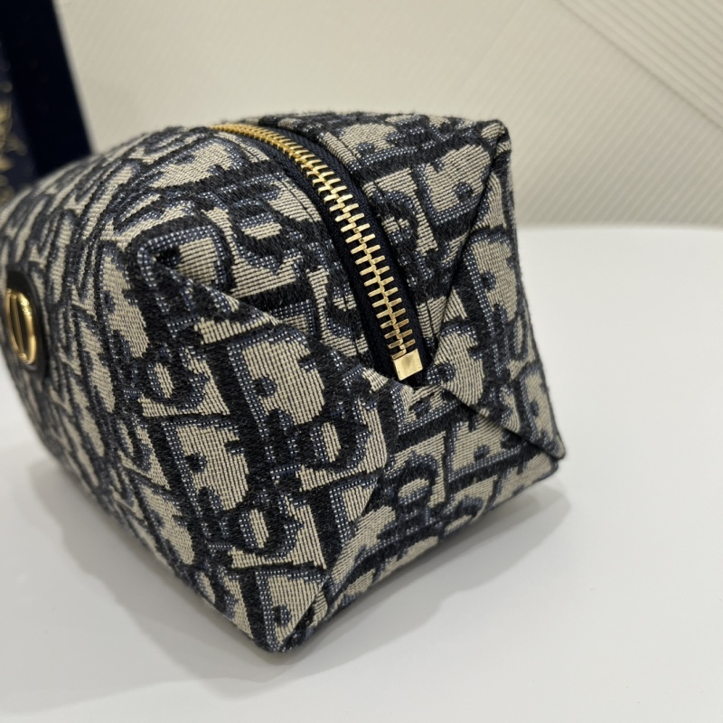 Dior 30 Montaigne Venus Pouch Beige For Women 8.5in/21cm S2146UTZQ_M928