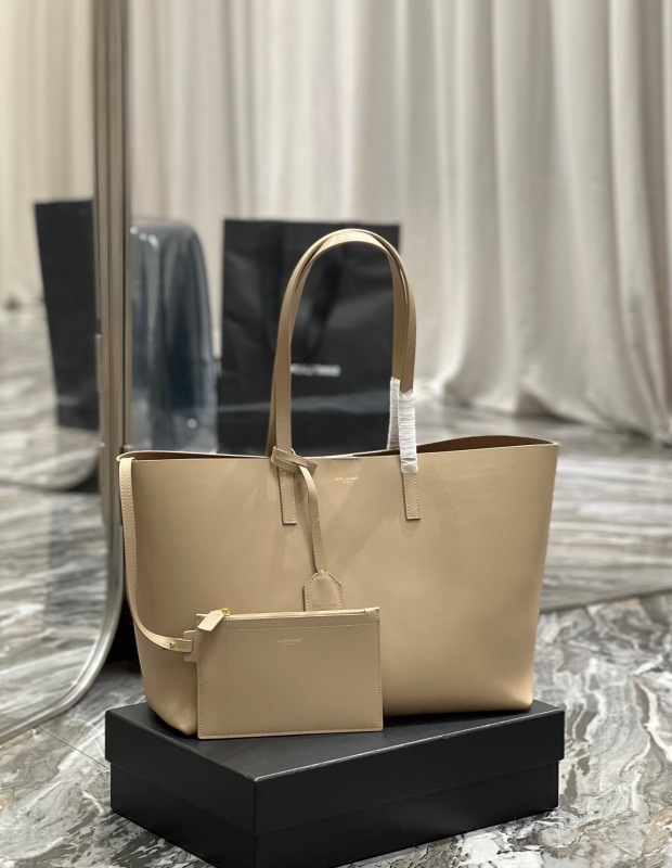 Saint Laurent Ew In Supple Black/Beige For Women‎ 14.5in/37cm 600281CSV0J1000
