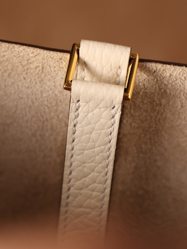 Hermes Picotin Lock 18 Cream Bag For Women, Women’s Handbags 7.1in/18cm