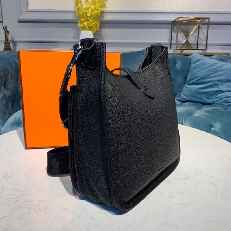 Hermes Evelyne III 29 Bag Black With Silver-Toned Hardware For Women, Women’s Shoulder And Crossbody Bags 11.4in/29cm H056277CK89