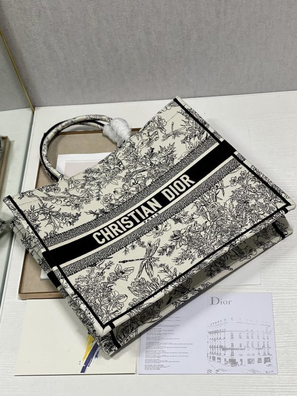 Christian Dior Large Dior Book Tote de Jouy Flowers Embroidery, Black/Beige, For Women Women’s Handbags, Shoulder Bags, 42cm CD M1286ZTQW_M808