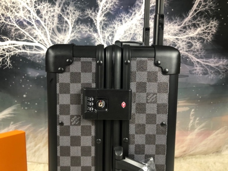 Louis Vuitton Rolling Trunk Black 55cm/21.6in