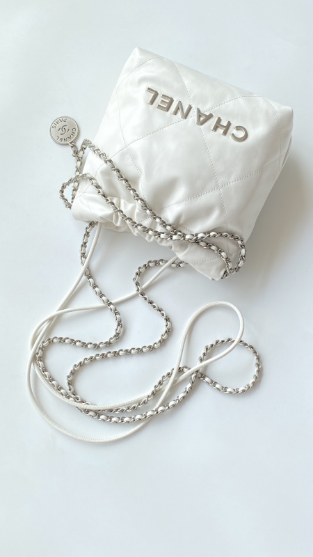 [True-to-ORIGINAL] Chanel 22 Mini Bag Silver Tone White For Women 7,1in/18cm