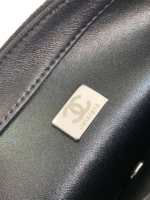 Chanel Paris Double Flap Handbag Black For Women 20cm / 7.9in