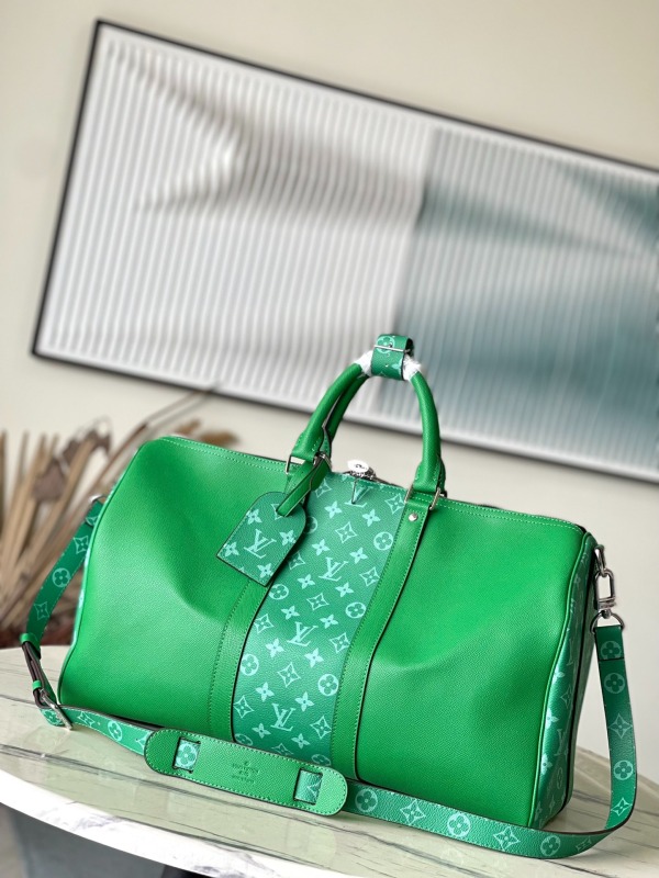 Louis Vuitton Keepall Bandouliere 45 Green 17.7in/45cm M31046