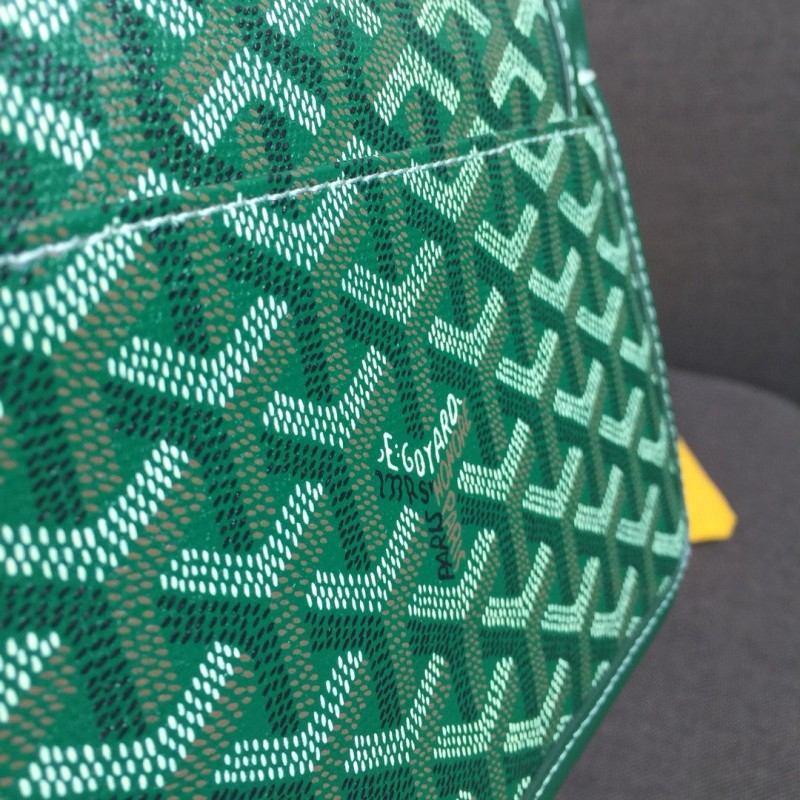 Goyard Plumet Pocket Wallet Green For Women‎ 8.1in/20.5cm PLUMETPMLTY09CL09P