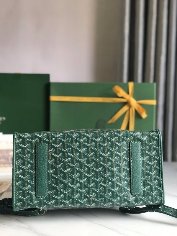 Goyard Saint Léger Backpack Green For Women‎ 14.6in/37cm STLEGEMMLTY09CG09P