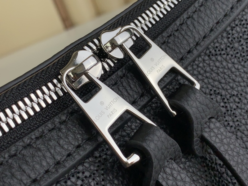 Louis Vuitton Hand It All PM Black For Women 11.4in/29cm