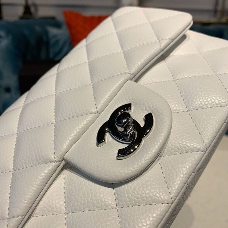 Chanel Small Classic Handbag Silver Hardware White For Women, Women’s Bags, Shoulder And Crossbody Bags 7.8in/20cm A01113