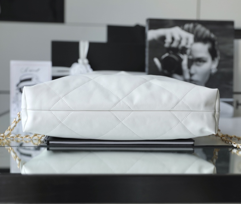 Chanel Large CHANEL 22 Backpack White For Women, Women’s Bags 19.9in/51cm AS3313 B08037 10601