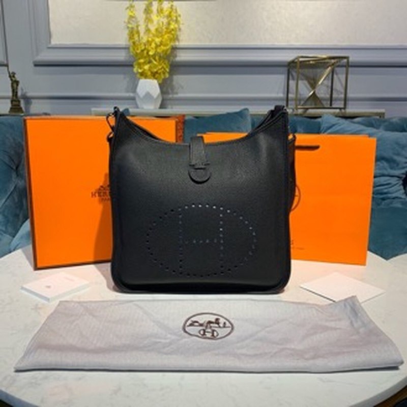 Hermes Evelyne III 29 Bag Black With Silver-Toned Hardware For Women, Women’s Shoulder And Crossbody Bags 11.4in/29cm H056277CK89