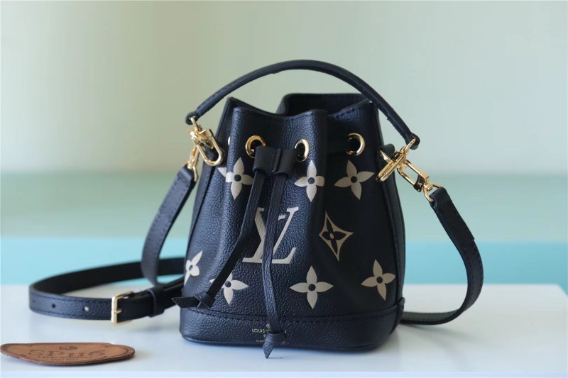 Louis Vuitton Nano Noé Black For Women 6.3in/16cm