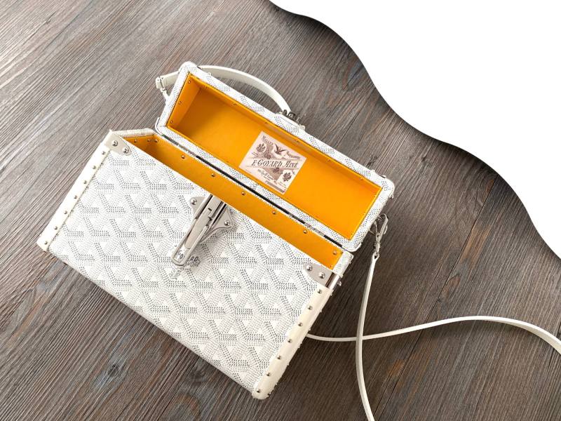 Goyard Cassette Trunk Bag White For Women‎ 5.9in/15cm CASSETPMLTY50CL50P