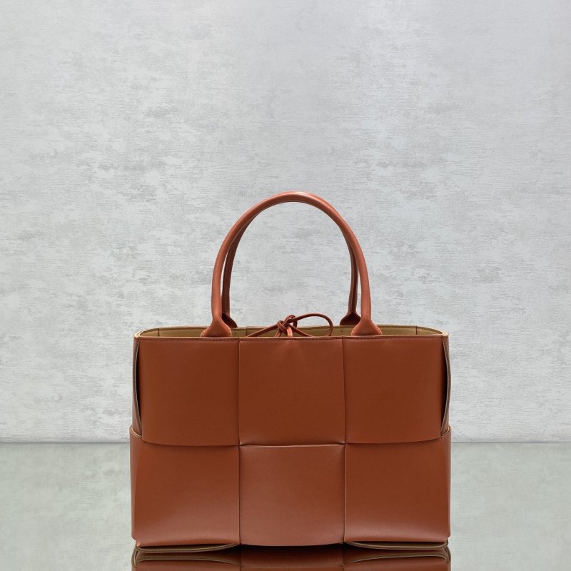Bottega Veneta Small Arco Tote Bag Orange, For Women, Women’s Bags 14.2in/36cm
