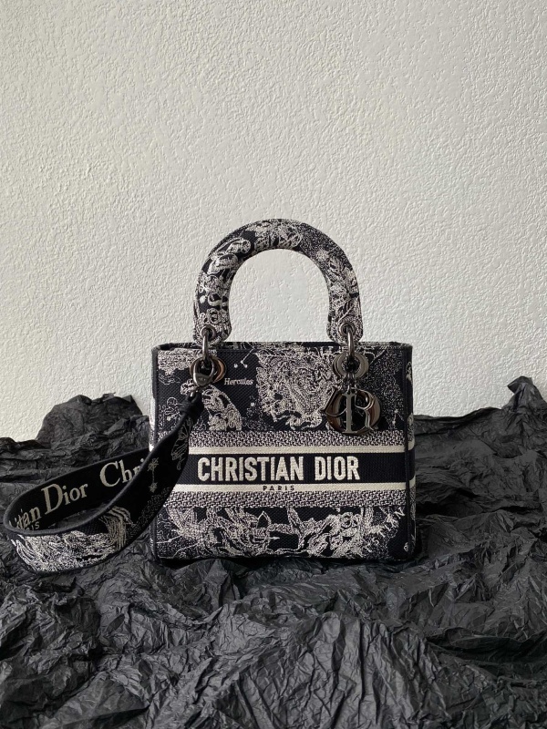 Dior Medium Lady D-Lite Bag Black For Women 9.5in/ 24cm M0565BRHZ_M911