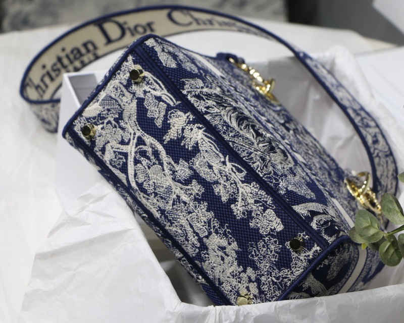 Christian Dior Medium Lady D-Lite Bag Blue, For Women, Women’s Handbags 24cm/9.5in CD M0565ORGO_M928