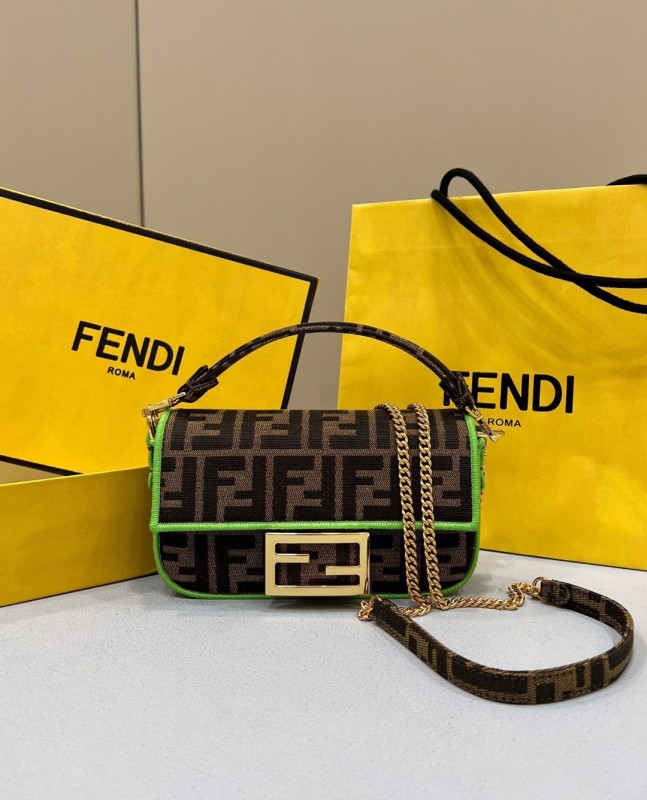 Fendi Baguette Small Brown Fabric Green Border Bag For Woman 18cm/7in