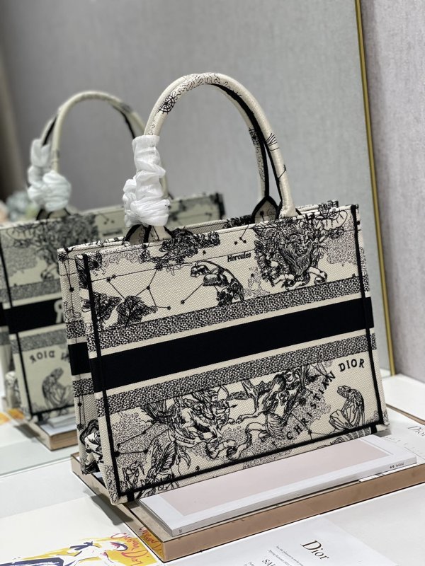 Christian Dior Medium Dior Book Tote Bag, Black/White, For Women Women’s Handbags, Shoulder Bags, 36cm CD M1296ZRHZ_M941