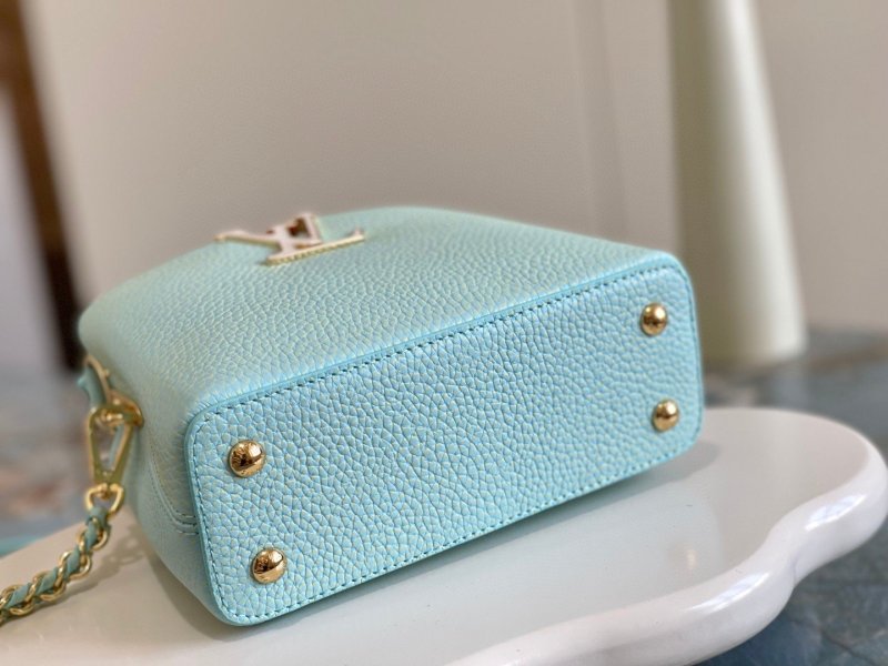 Louis Vuitton Capucines Mini White For Women, Women’s Handbags, Shoulder Bags And Crossbody Bags 8.3in/21cm LV M59850
