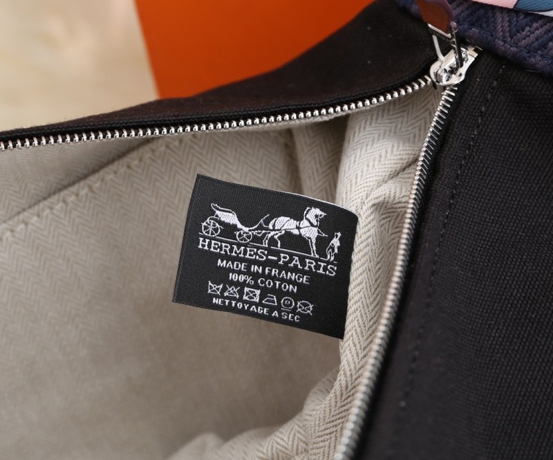 Hermes Bride A Brac Case Black Bag For Women, Women’s Handbags, Shoulder Bags 9.8in/25cm