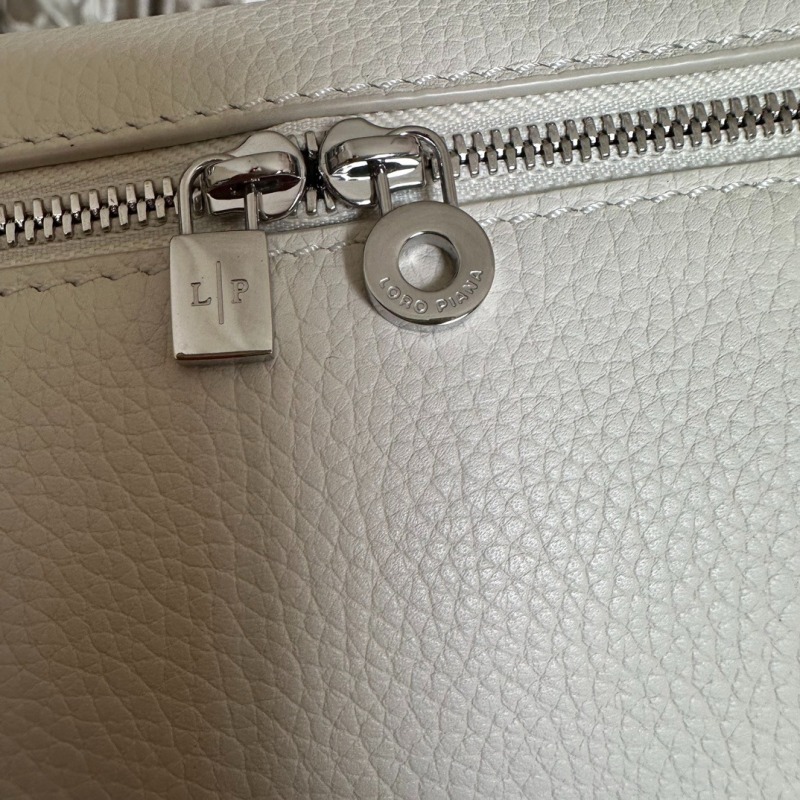 [True-to-ORIGINAL]Loro Piana Extra Pocket L19 Whisper White For Women 7.5in/19cm FAN4045 1615