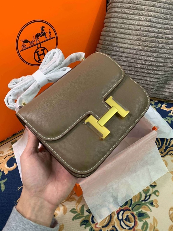 Hermes Constance Khaki Green For Women 19cm / 7.4in