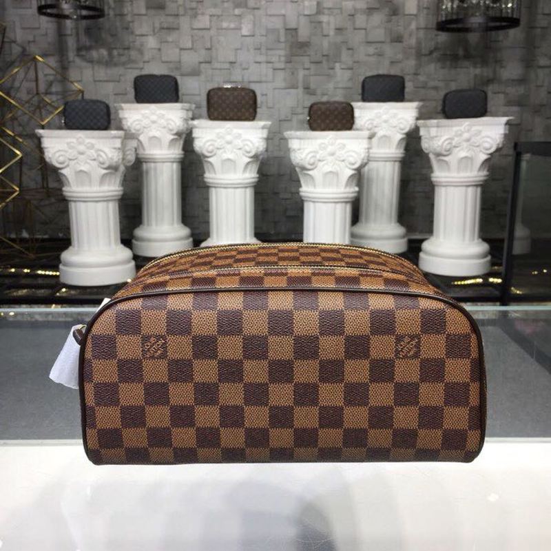 Louis Vuitton King Size Toiletry Damier Ebene Canvas For Men, Travel Bags 11in/28cm LV N47527