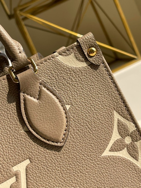 Louis Vuitton OnTheGo PM Tote Bag Monogram Empreinte Beige/Cream M45779