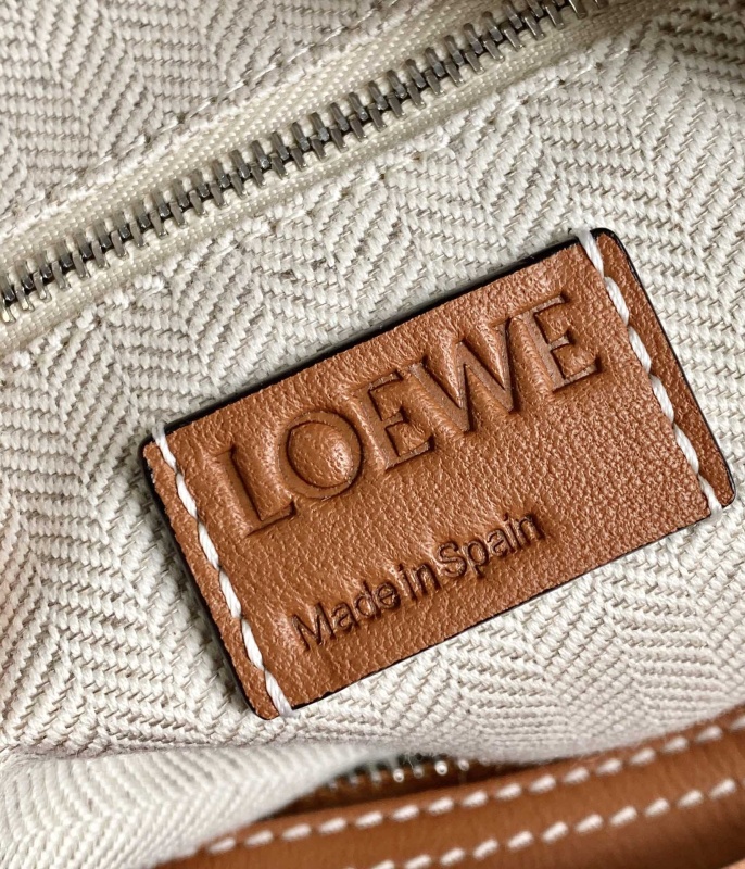 Loewe Large Elephant Bag Brown For Women 14.2in / 36cm B623A18X01