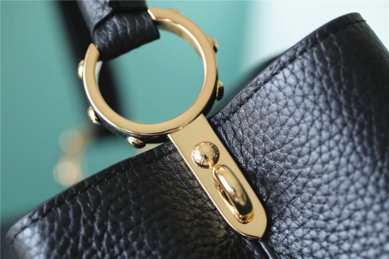 Louis Vuitton Capucines MM Taurillon Black For Women, Women’s Handbags, Shoulder And Crossbody Bags 31.5cm/12.4in LV