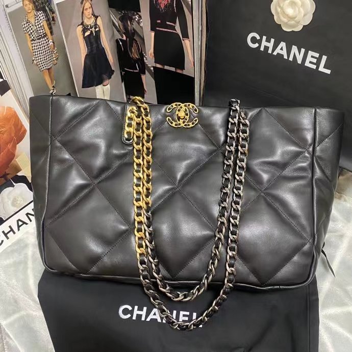 Chanel Shopping Chanel Bag 19 Black For Women, Women’s Bags 16in/41cm
