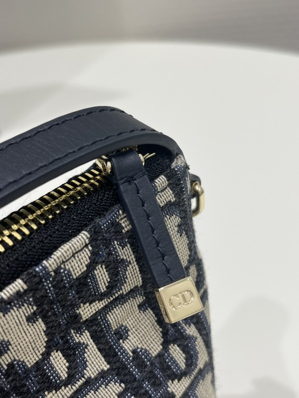 Dior Medium Diortravel Nomad Pouch Blue For Women 8.5in/ 22cm S5554OTZQ_M928