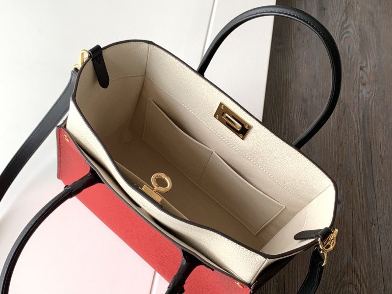 Louis Vuitton On My Side MM Tote Bag Monogram Canvas Red For Women, Women’s Handbags, Shoulder Bags 12in/31cm LV M53824