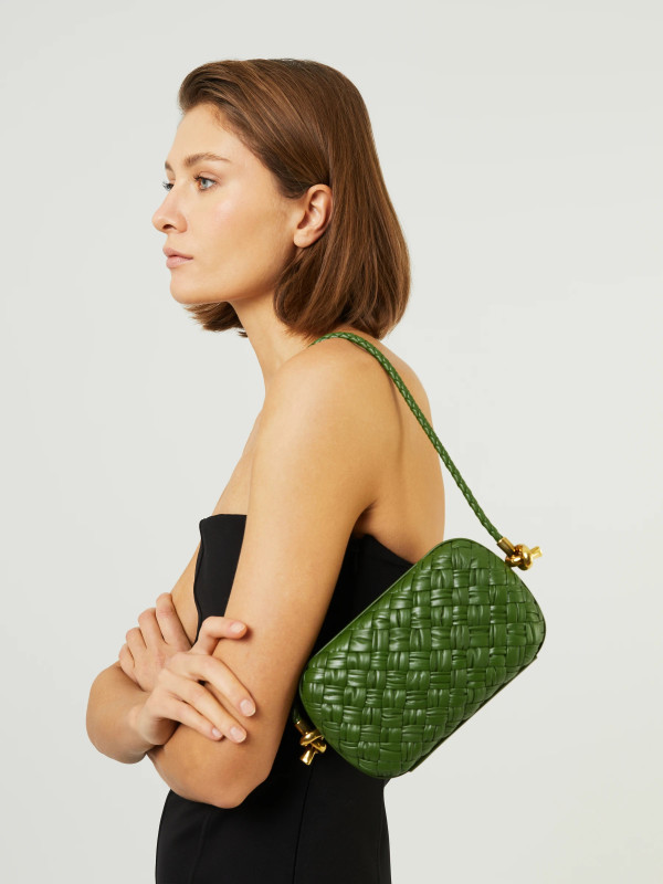 Bottega Veneta Knot On Strap Avocado For Women – 717623V2H413150