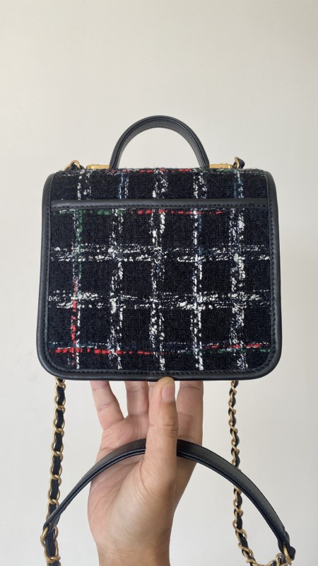 Chanel Classic Handbag Black For Women 6,7in/17cm