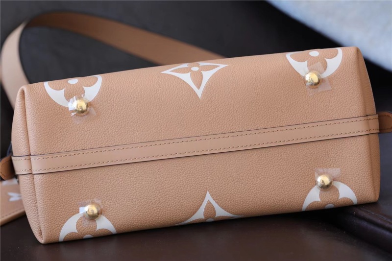 Louis Vuitton CarryAll PM Brown For Women 11.6in/29.5cm
