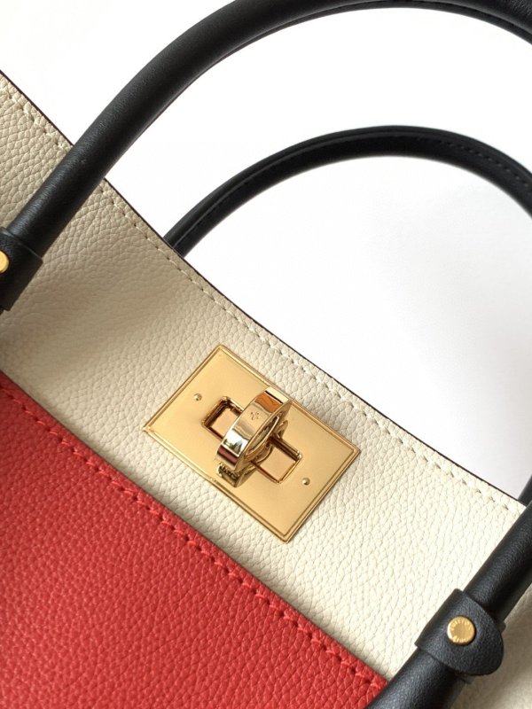 Louis Vuitton On My Side MM Tote Bag Monogram Canvas Red For Women, Women’s Handbags, Shoulder Bags 12in/31cm LV M53824