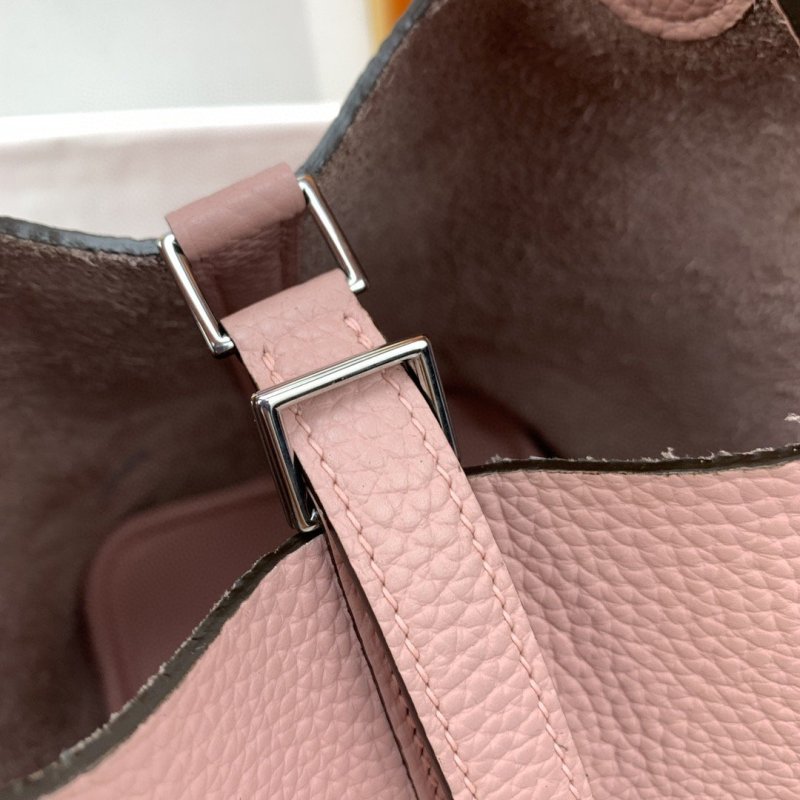 Hermes Picotin Lock 18 Bag Light Pink With Silver-Toned Hardware For Women, Women’s Handbags 7.1in/18cm