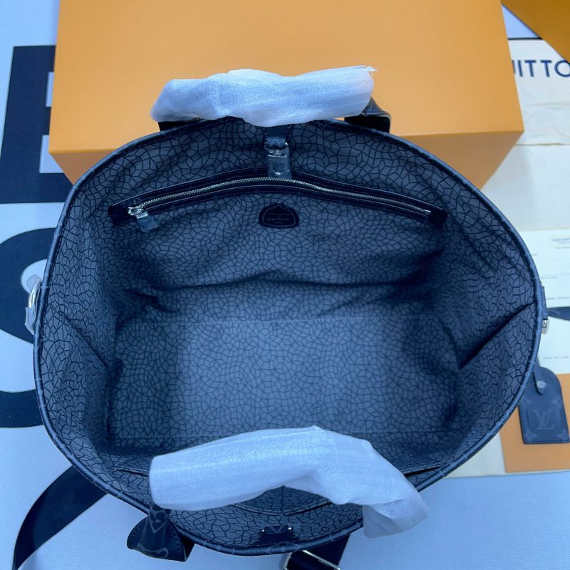 Louis Vuitton LV x YK Weekend Tote Grey For Women 16.9in/43 cm M46434