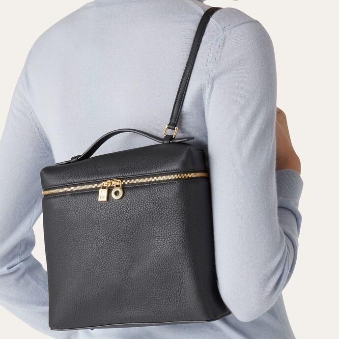 [True-to-ORIGINAL]Loro Piana Extra Pocket Backpack Black  For Women 9.1 in/ 23 cm FAN4041 8000
