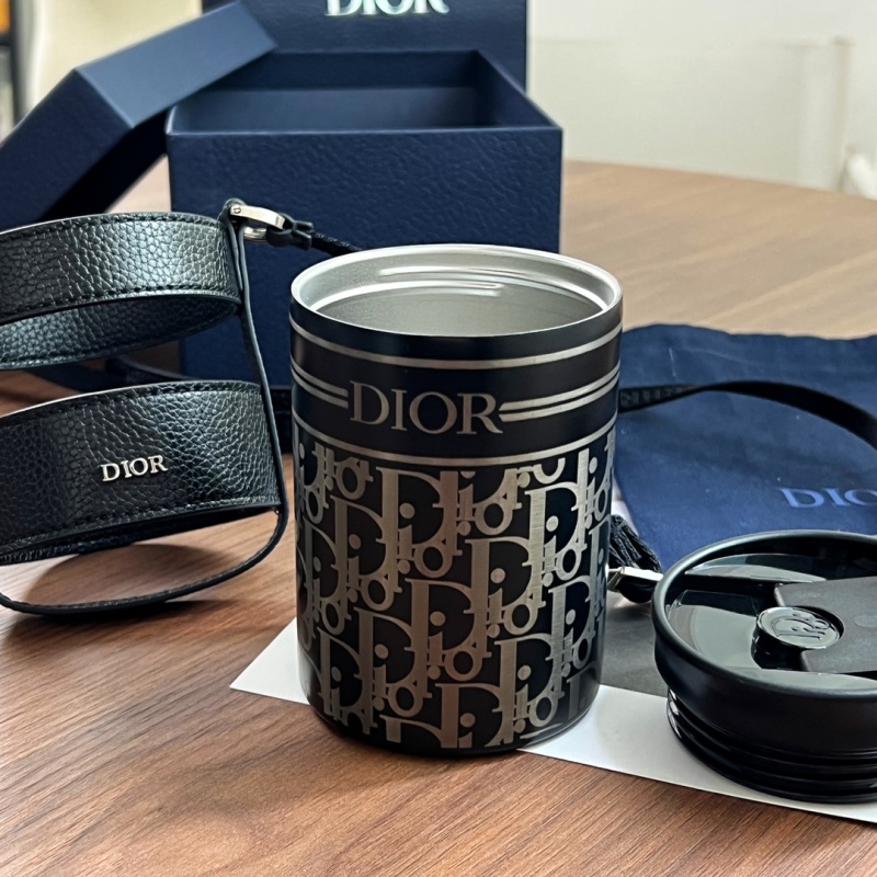 Christian Dior Aqua Mug With Shoulder Strap White For Women 5.5in/13.4cm