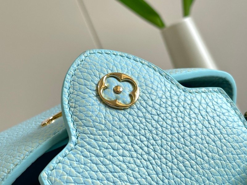 Louis Vuitton Capucines Mini White For Women, Women’s Handbags, Shoulder Bags And Crossbody Bags 8.3in/21cm LV M59850