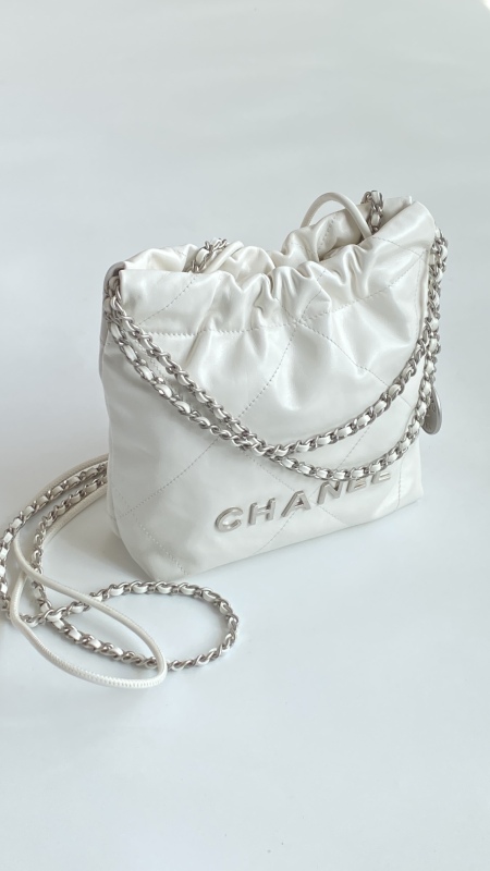[True-to-ORIGINAL] Chanel 22 Mini Bag Silver Tone White For Women 7,1in/18cm