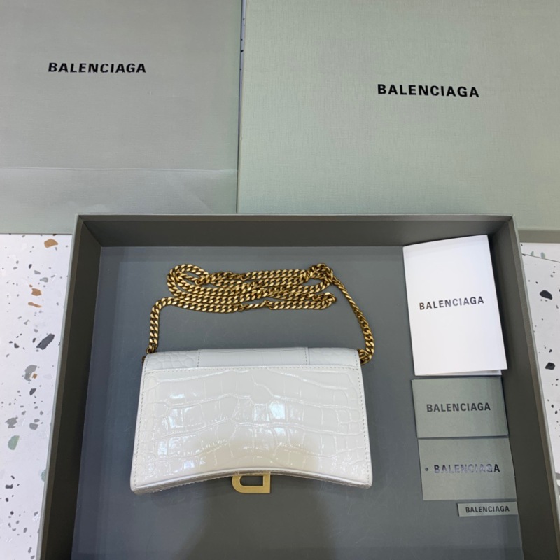 Balenciaga Hourglass Wallet On Chain in White, For Women, Women’s Bags 7.6in/19cm 6560501LRGM9016