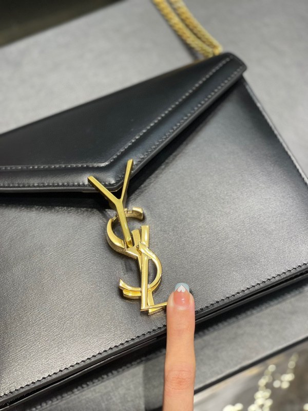 Saint Laurent Cassandra Medium Chain Bag Black/White/Red/Green/Burgundy For Women‎ 8.6in/22cm