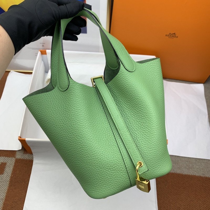 Hermes Picotin Lock 18 Bag Light Green With Gold-Toned Hardware For Women, Women’s Handbags 7.1in/18cm